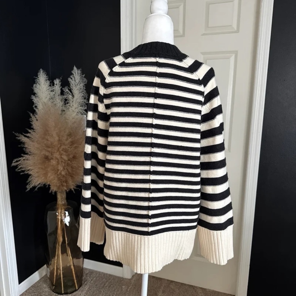 Anthropologie Maeve The Chandler Crew-Neck Relaxed Pullover Sweater
sz Medium - Picture 10 of 12